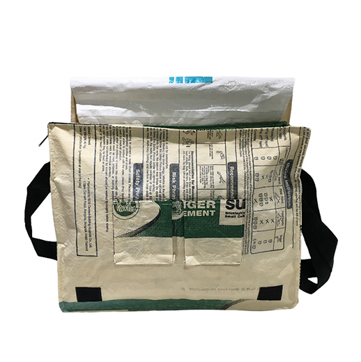 Upcycling - Umhängetasche XL aus recycelten Zementsäcke green Tiger