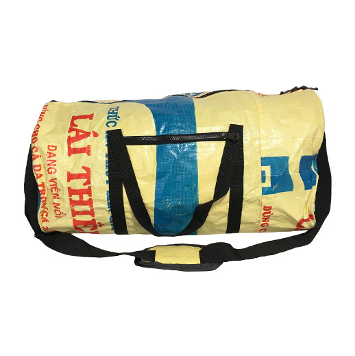 Upcycling - Sporttasche XL aus recycelten Fischfuttersäcke gelb