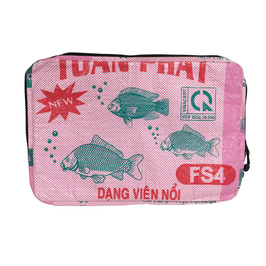Upcycling - Laptoptasche 17" aus recycelten Fischfuttersäcke light Pink