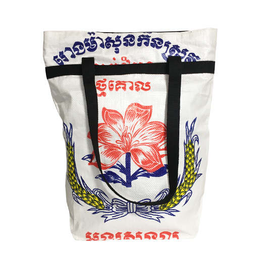 Upcycling - Grosse Einkaufstasche aus recycelten Reissäcke Blume