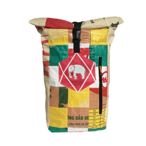 Upcycling - Kurierrucksack aus recycelten Säcke Patchwork Elephant