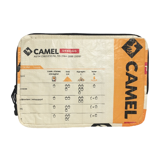 Upcycling - Laptoptasche 13" aus recycelten Zementsäcke Camel