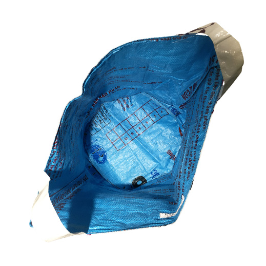 Upcycling - grosser Wäschesack / Universaltasche aus recycelten Reissäcke Löwe