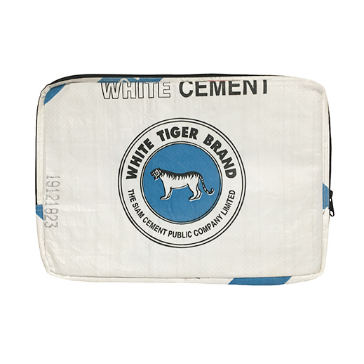 Upcycling - Laptoptasche 15" aus recycelten Zementsäcke White Tiger