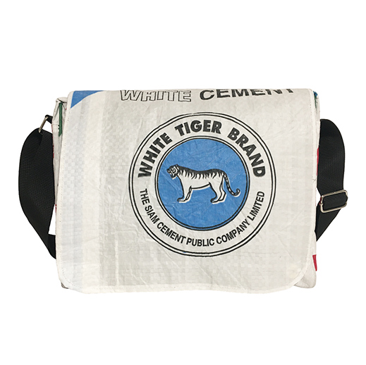 Upcycling - Umhängetasche aus recycelten Zementsäcke White Tiger