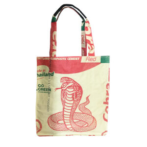 Upcycling - Grosser Shopper aus recycelten Säcke Cobra