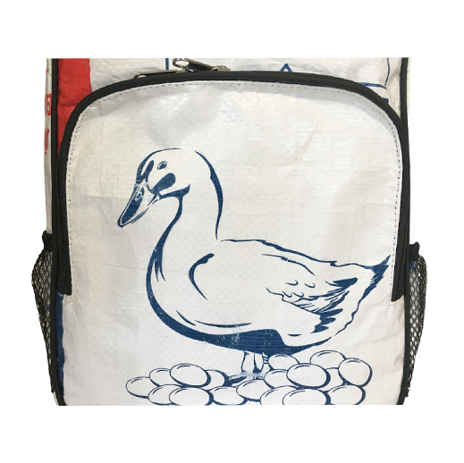 Upcycling - Kinderrucksack aus recycelten Futtersäcke Ente weiss Smal