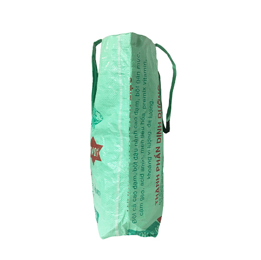 Upcycling - Grosse Einkaufstasche XXL aus recycelten Fischfuttersäcke leuchtgrün