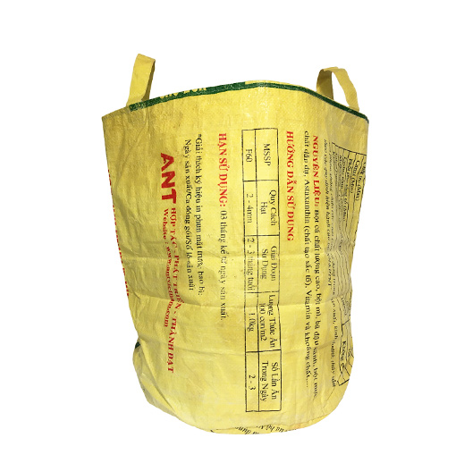 Upcycling - grosser Wäschesack / Universaltasche aus recycelten Futtersäcke Frosch gelb