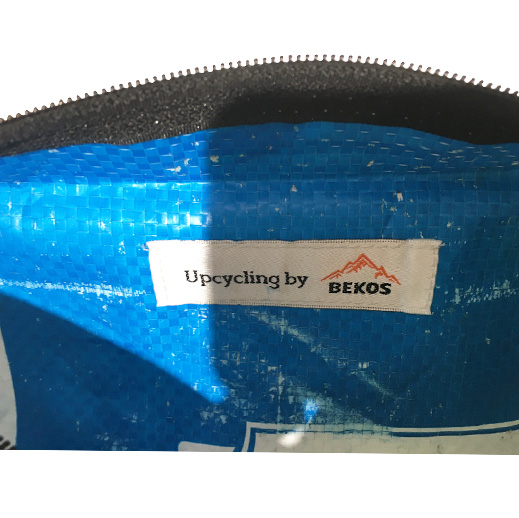 Upcycling – Schreibzeug-Etui aus recycelten Fischfuttersack grüner Fisch