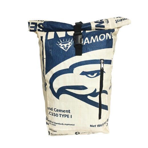 Upcycling - Kurierrucksack aus recycelten Zementsäcke Adler