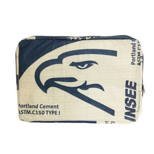 Upcycling - Laptoptasche 17" aus recycelten Zementsäcke Adler