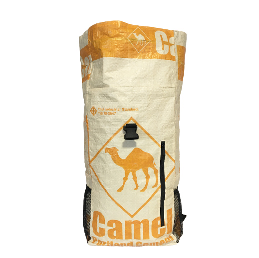 Upcycling - Kurierrucksack 2.0 aus recycelten Zementsäcke Camel