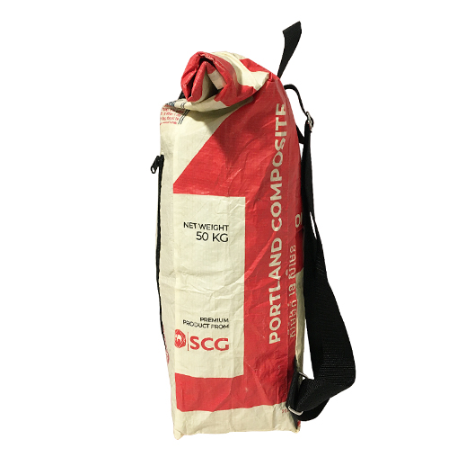 Upcycling - Kurierrucksack aus recycelten Zementsäcke Cobra