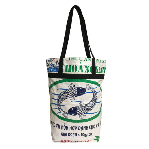 Upcycling - Grosse Einkaufstasche aus recycelten Fischfuttersäcke weiss