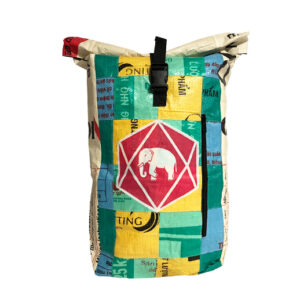 Upcycling - Kurierrucksack aus recycelten Säcke Patchwork