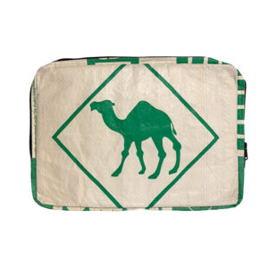 Upcycling - Laptoptasche 15" aus recycelten Zementsäcke Camel grün