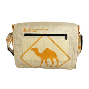 Upcycling - Umhängetasche Large aus recycelten Zementsäcke Camel