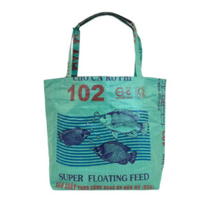 Upcycling - Grosser Shopper XL aus recycelten Fischfuttersäcke grün