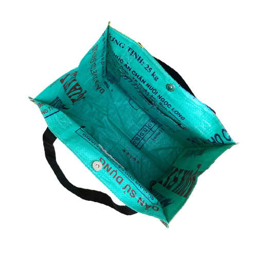 Upcycling - Handliche Tasche aus recycelten Säcke Patchwork Elephant