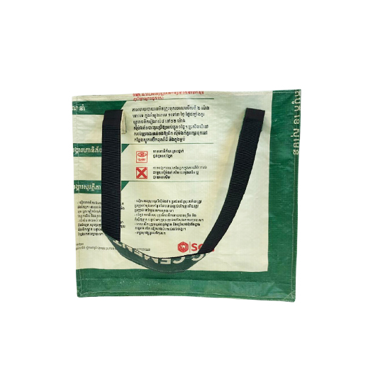 Upcycling - Handliche Tasche aus recycelten Säcke Patchwork Elephant