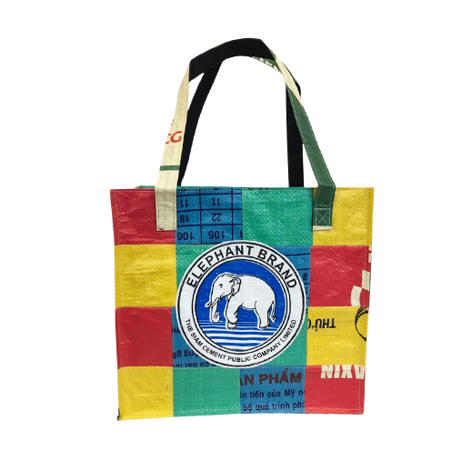 Upcycling - Handliche Tasche aus recycelten Säcke Patchwork Elephant