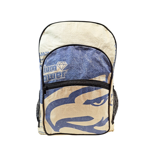 Upcycling - Grosser Rucksack aus recycelten Zementsäcke Adler