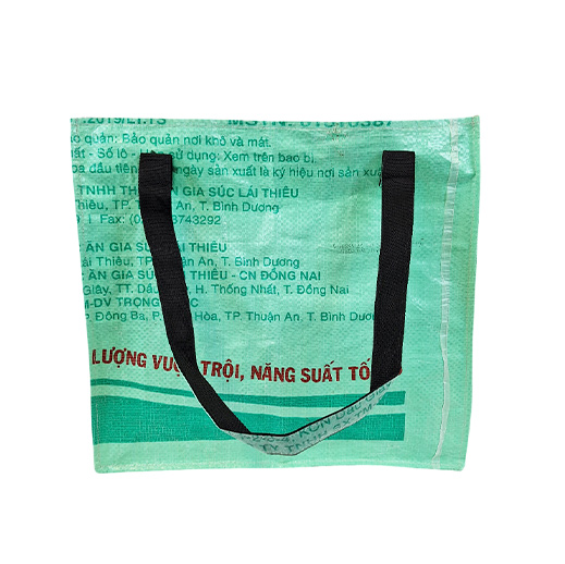 Upcycling - Handliche Tasche aus recycelten Fischfuttersäcke leuchtgrün