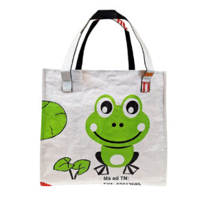 Upcycling - Handliche Tasche aus recycelten Futtersäcke Frogie