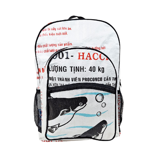 Upcycling - Grosser Rucksack aus recycelten Fischfuttersäcke weiss