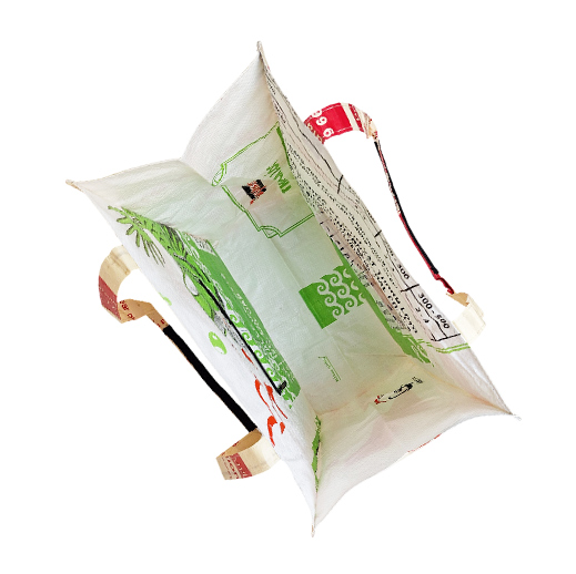 Upcycling - Grosser Shopper aus recyceltem Zementsack Büffel