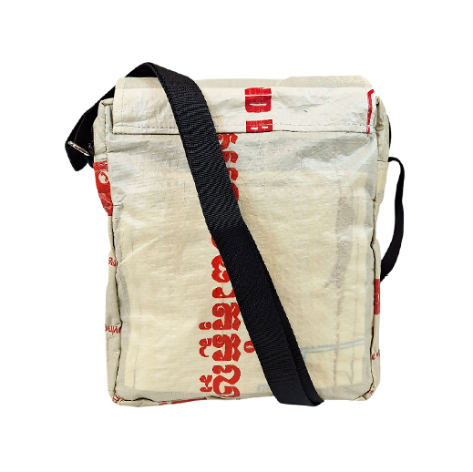 Upcycling - Kleine Umhängetasche aus recycelten Zementsäcke Löwe