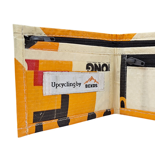 Upcycling - kompakte Geldbörse aus recycelten Zementsäcke Camel
