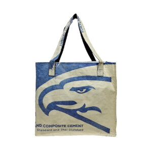 Upcycling - Handliche Tasche aus recycelten Zementsäcke Adler