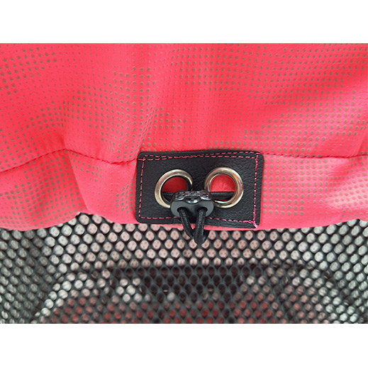 Velokorbabdeckung aus Softshell – upgecycelt & vielseitig - pink reflektierend