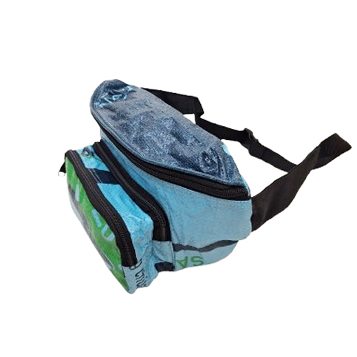 Upcycling - Bauchtasche aus recycelten Fischfuttersäcke blau / grün