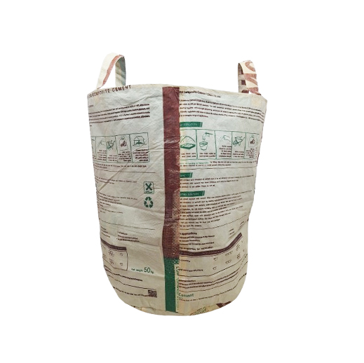 Upcycling - grosser Wäschesack / Universaltasche aus recycelten Zementsäcke Mountain