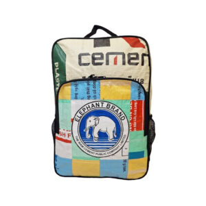 Upcycling - Tagesrucksack aus recycelten Säcke Patchwork elephant