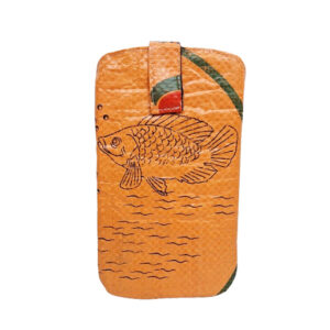 Upcycling - Handy - Hülle mit Zuglasche aus recycelten Fischfuttersäcke orange L