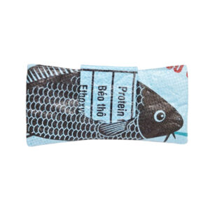 Upcycling - Brillenetui aus recyceltem Fischfuttersack blau