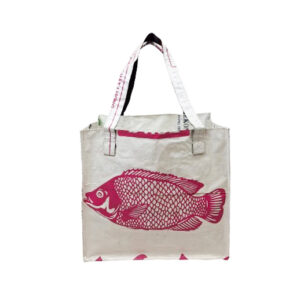 Upcycling - Handliche Tasche aus recycelten Fischfuttersäcke weiss / pink