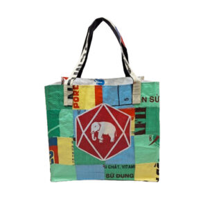 Upcycling - Handliche Tasche aus recycelten Säcke Patchwork Elephant