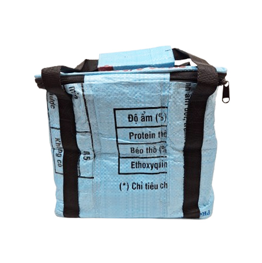 Upcycling - Lunchbag aus recyceltem Fischfuttersack blau