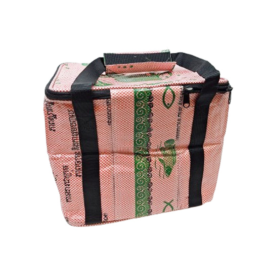 Upcycling - Lunchbag aus recyceltem Fischfuttersack light pink
