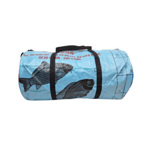 Upcycling - Sporttasche XL aus recycelten Fischfuttersäcke blau