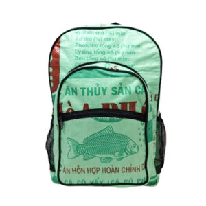 Upcycling - Grosser Rucksack aus recycelten Fischfuttersäcke leuchtgrün