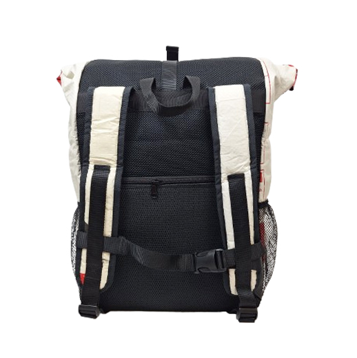 Upcycling - Kurierrucksack 2.0 aus recycelten Zementsäcke goldiger Löwe