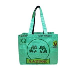 Upcycling - Tasche Sigi aus recycelten Futtersäcke Frosch