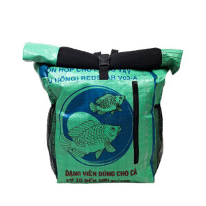Upcycling - Kurierrucksack 2.0 aus recycelten Fischfuttersäcke Türkies
